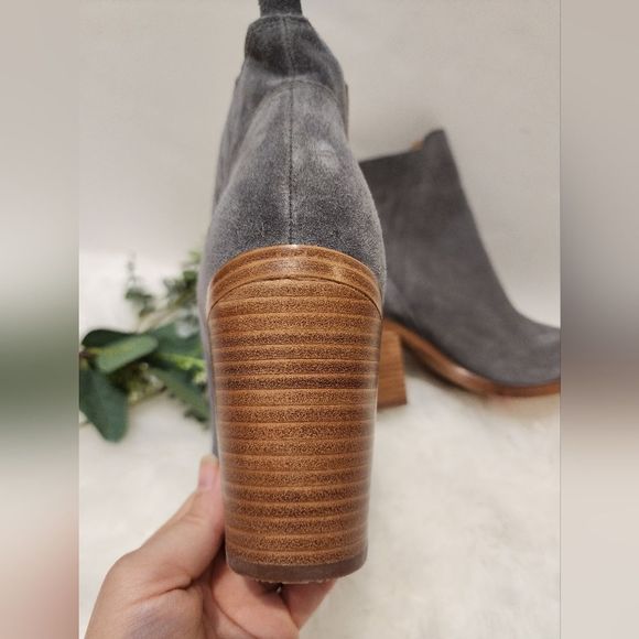 New Marc Fisher Alva Bootie 8.5 blue - Picture 14 of 14